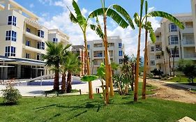 Radhima Beach Apartment-Tirana Resort